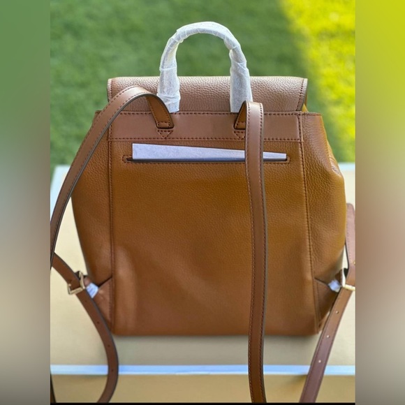 Michael Kors Ginger Medium Backpack with Wallet - Picture 8 of 10